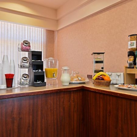 West Star Hotel And Casino ジャックポット エクステリア 写真